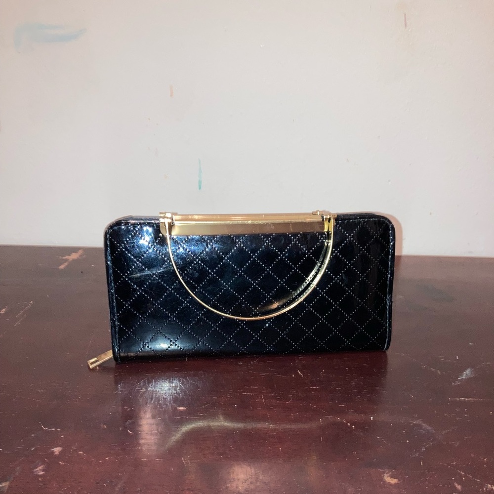 Black wallet
